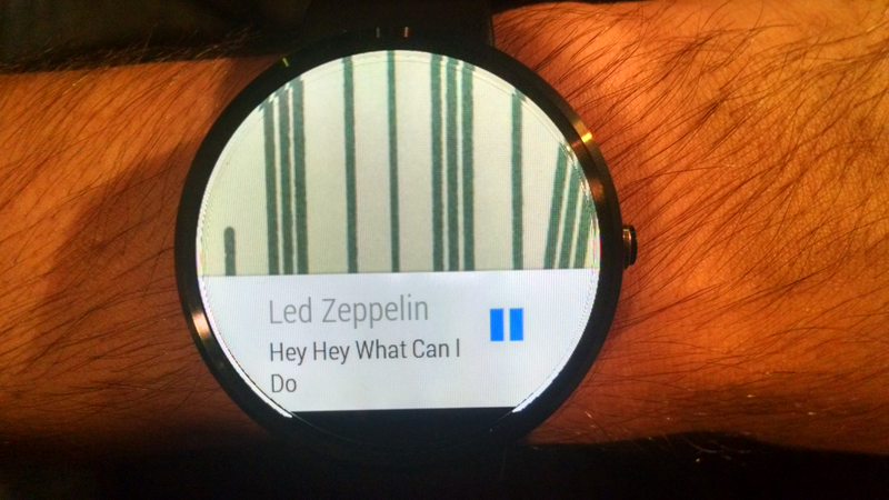 Illustration for article titled Android Wear Review: Moto 360 (Updated! x2)